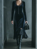 Velvet Midi Dress with V-Neckline and Lace Trim for an Elegant Style